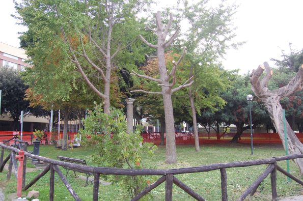 giardino Viale Trento con Croce di S. Avendrace