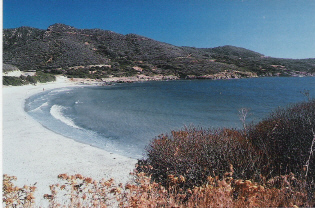 Domus de Maria, baia di Piscinnì prima dell'inizio dei lavori abusivi (1989)