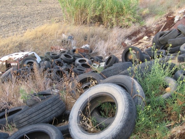Sestu, discarica abusiva