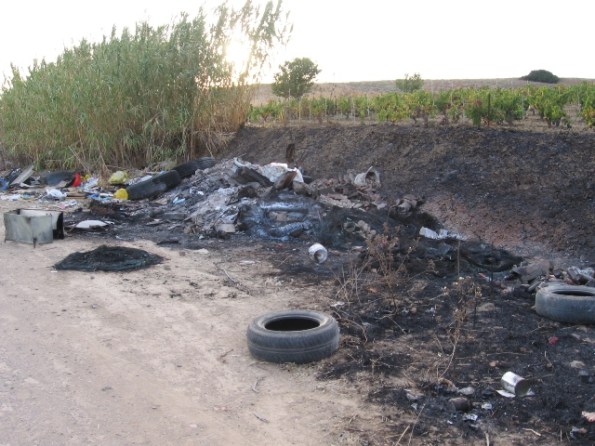 Sestu, discarica abusiva