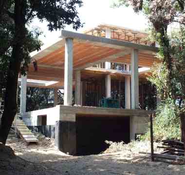 San Vincenzo, costruzioni sulle dune