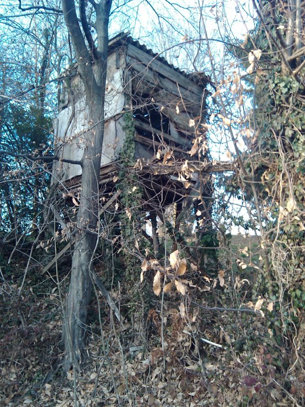 Valdagno, Contrada Bernardi, altana di caccia