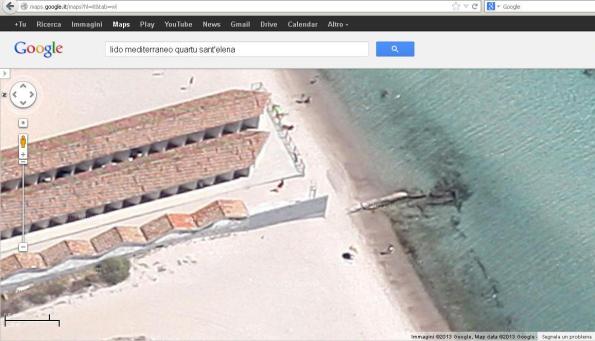 Quartu S. Elena, Poetto, recinzioni sulla spiaggia e nel mare (da Google)