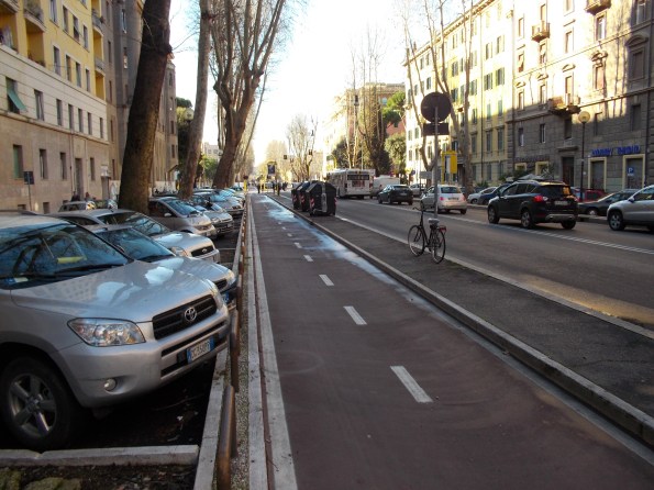 Roma, Viale Angelico, pista ciclabile