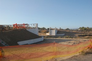 Cagliari, parco naturale regionale "Molentargius - Saline", cantiere ponte ciclabile
