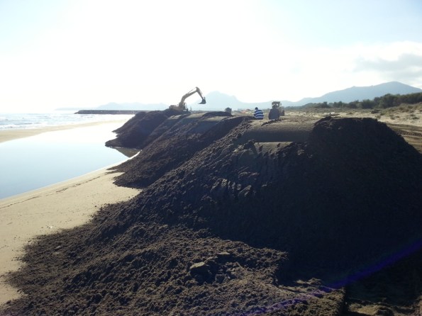 Muravera, spiaggia di Colostrai, lavori in corso