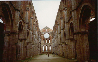 Chiusdino, ruderi dell'Abbazia di San Galgano