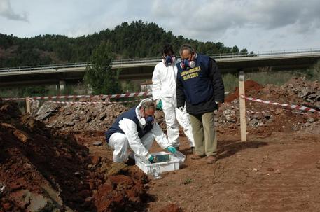 Bussi, discarica abusiva