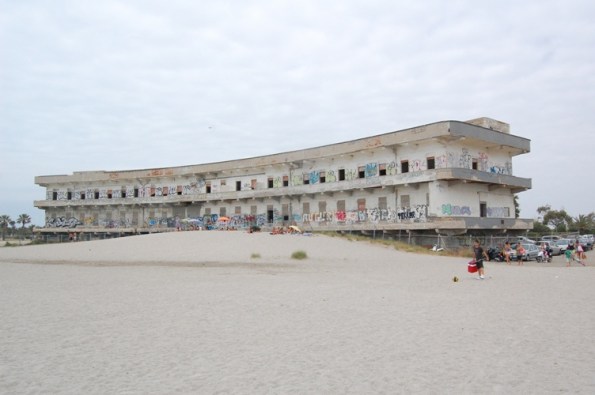 Cagliari, Poetto, rudere dell'ex Ospedale Marino