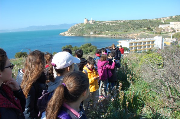 Cagliari, la I A della Scuola Media "V. Alfieri" sul sentiero naturalistico e archeologico della Sella del Diavolo