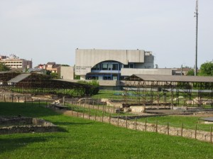 Montegrotto Terme, Palazzo del Turismo, a ridosso dell'area archeologica