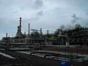 Sarroch, impianti Saras s.p.a. (da Sardinia Post)