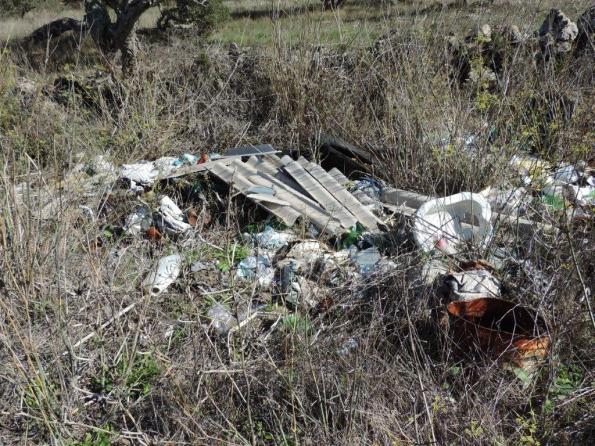 Ploaghe, Cantarisone, discarica abusiva