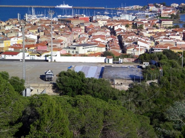 Carloforte, ex Stadio comunale Pino Solitario, lavori edilizi (maggio 2016) 