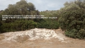 Castiadas, Cala Pira, Posidonia e sabbia rimosse