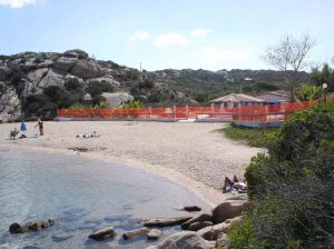 La Maddalena, spiaggia di Spalmatore, cantiere edilizio (10 ottobre 2016)