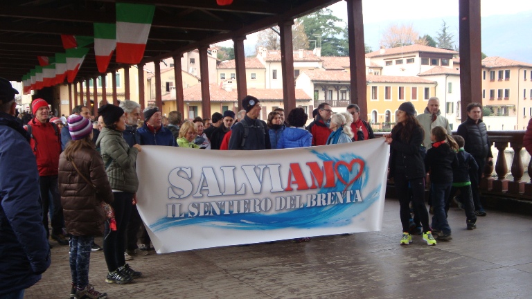 Cassano del Grappa, manifestazione per la difesa delle sponde del Brenta (4 dicembre 2016)
