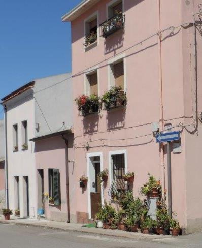 Ploaghe canna fumaria rit. Via Roma 177 - Via Roma 179 ( Lato Via Sarra )